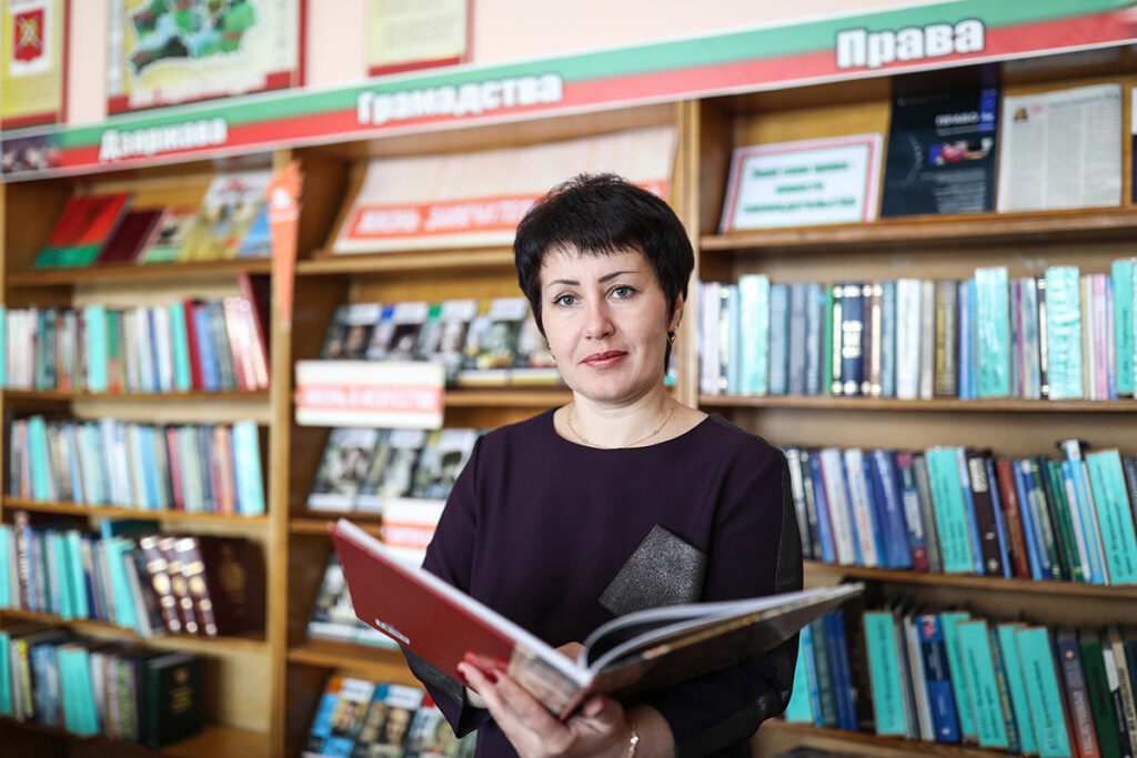 Елена Максимович