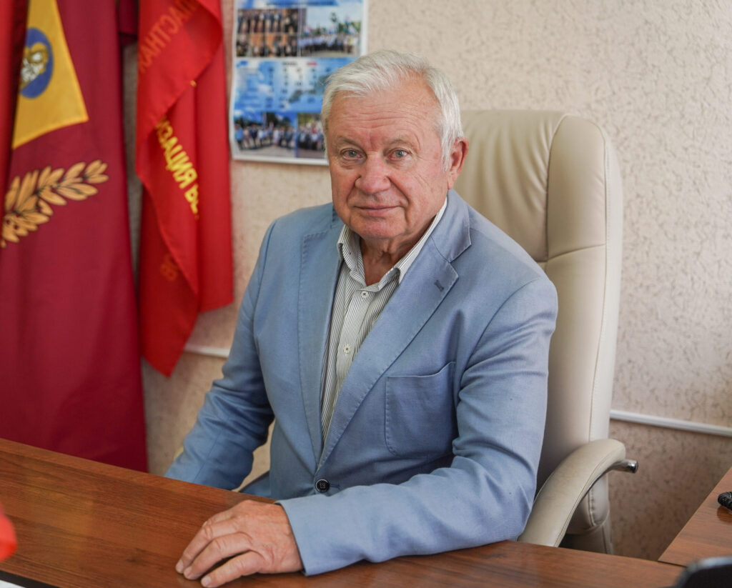 Анатолий Глаз